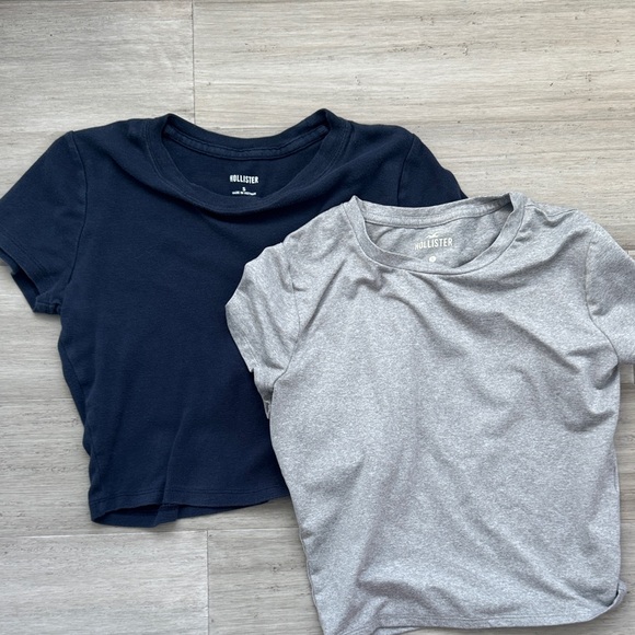 Hollister Tops - Hollister women baby Tees in Blue and Gray